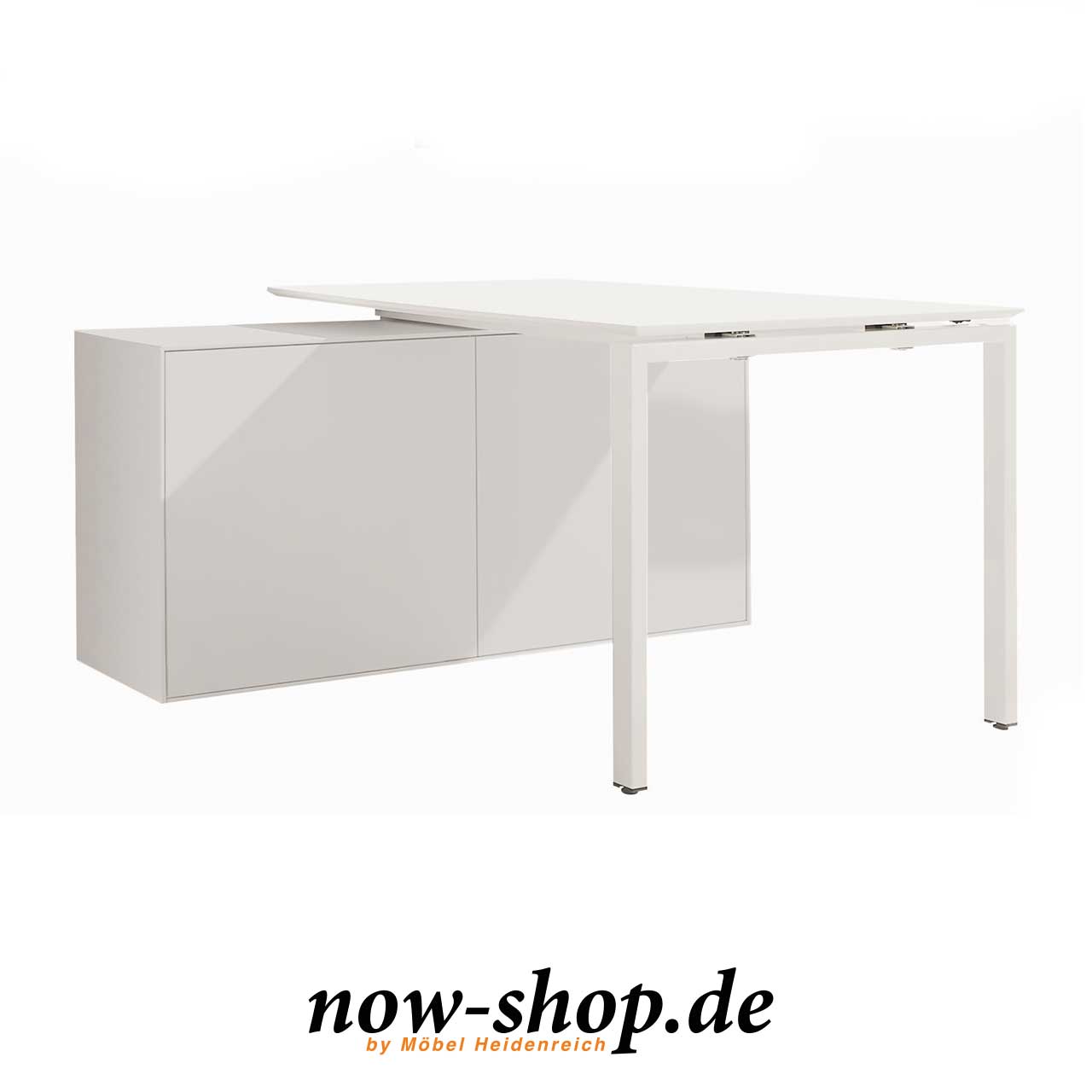 Weiße Tischplatte mit einseitigem Gestell liegt auf einem easy Baukasten auf.