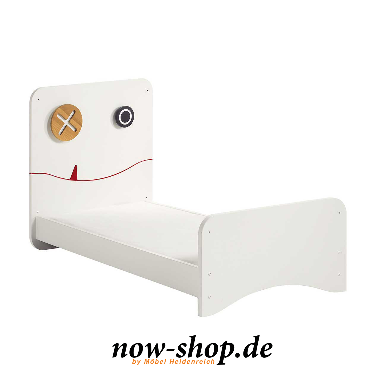 Beispiel Umwandlung Babybett in Kinderbett Weißes Babybett umgewandelt in Kinderbett ohne Sprossen an der Seite.